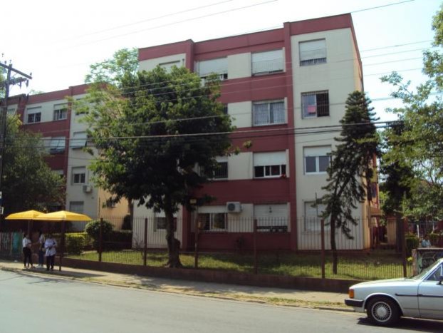 O pequeno Grande apartamento,  JKzão  2º andar, no Condomínio Edifício Ponta Negra, bairro Jardim Leopoldina. R$ 90.000,00. VENDIDO EM 13.09.2018