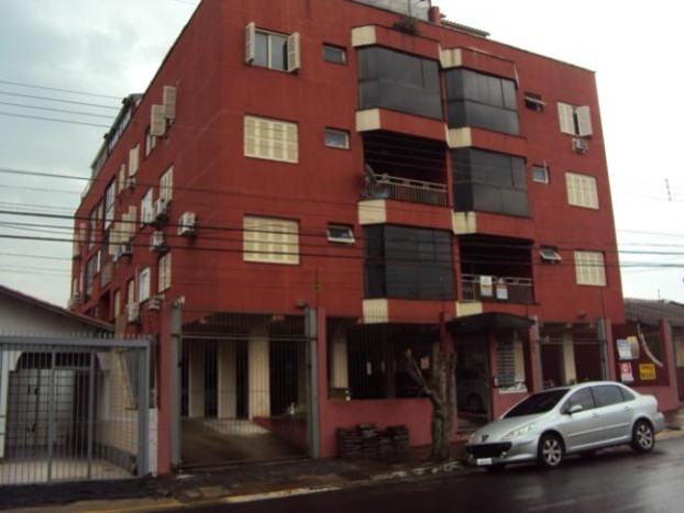 Excelente Apartamento Duplex, 4º andar, com 02 dormitórios no bairro Vila Imbui, Cachoeirinha. R$ 390.000,00.