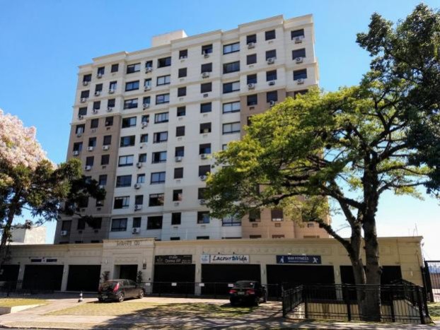 Excelente apartamento seminovo com 03 dormitórios no Condomínio Edifício Mirante, bairro Alto Petrópolis. R$ 470.000,00.